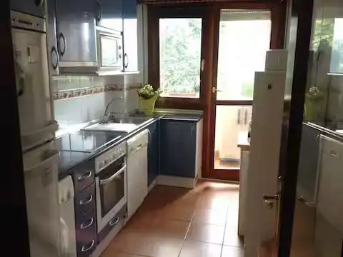 Cuina de Pis en venda en Bárcena de Cicero amb Calefacció, Terrassa i Traster