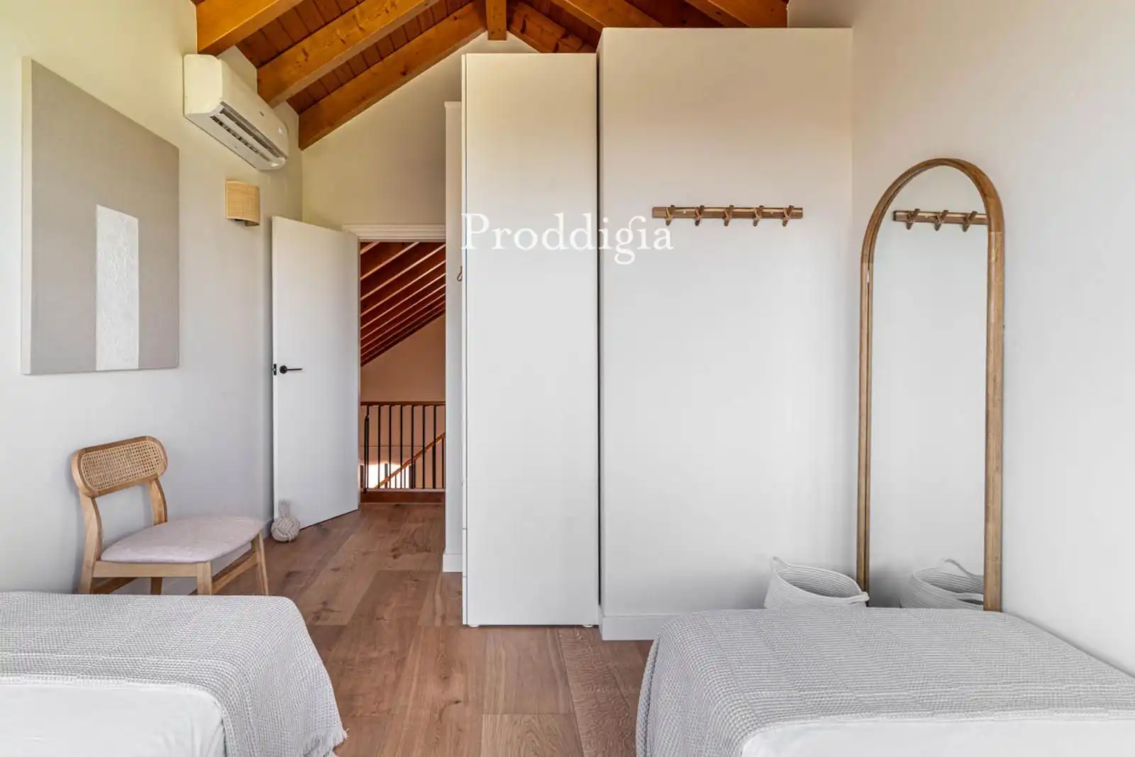 Bedroom of Houses for rent in Sant Cugat del Vallès  with Air Conditioner, Swimming Pool and Alarm