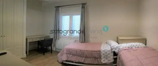 Habitación de Apartamento de alquiler en Sotogrande con Calefacción, Terraza y Amueblado