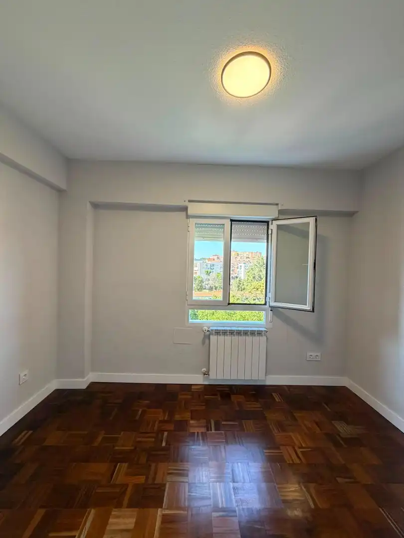 Habitación de Piso de alquiler en Madrid con Calefacción, Parquet y Terraza
