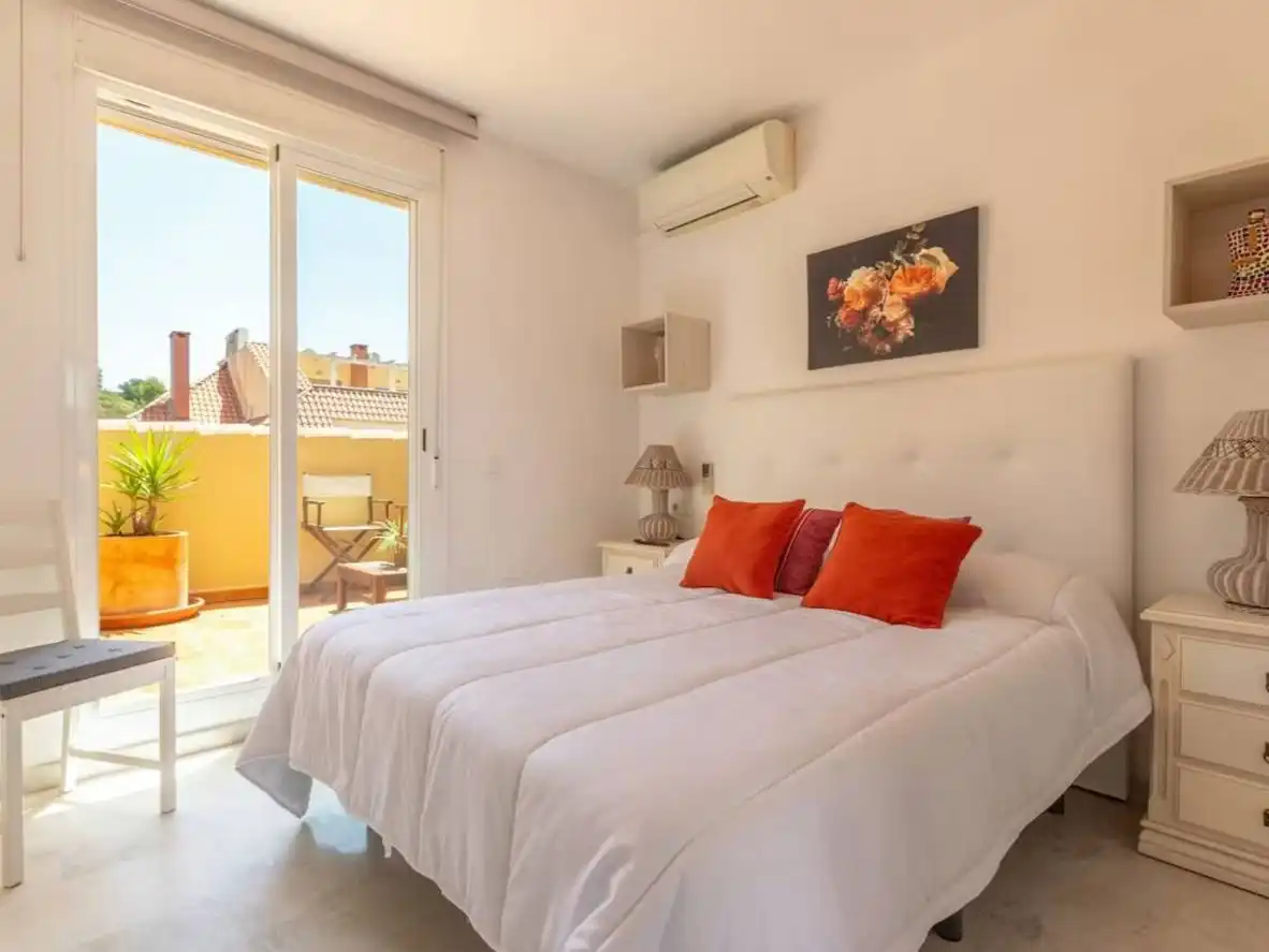 Habitación de Dúplex de alquiler en Marbella Centro