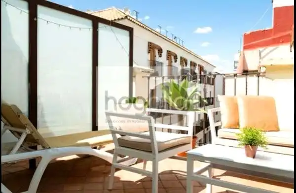Terraza de Ático de alquiler en Sevilla con Aire acondicionado, Terraza y Amueblado
