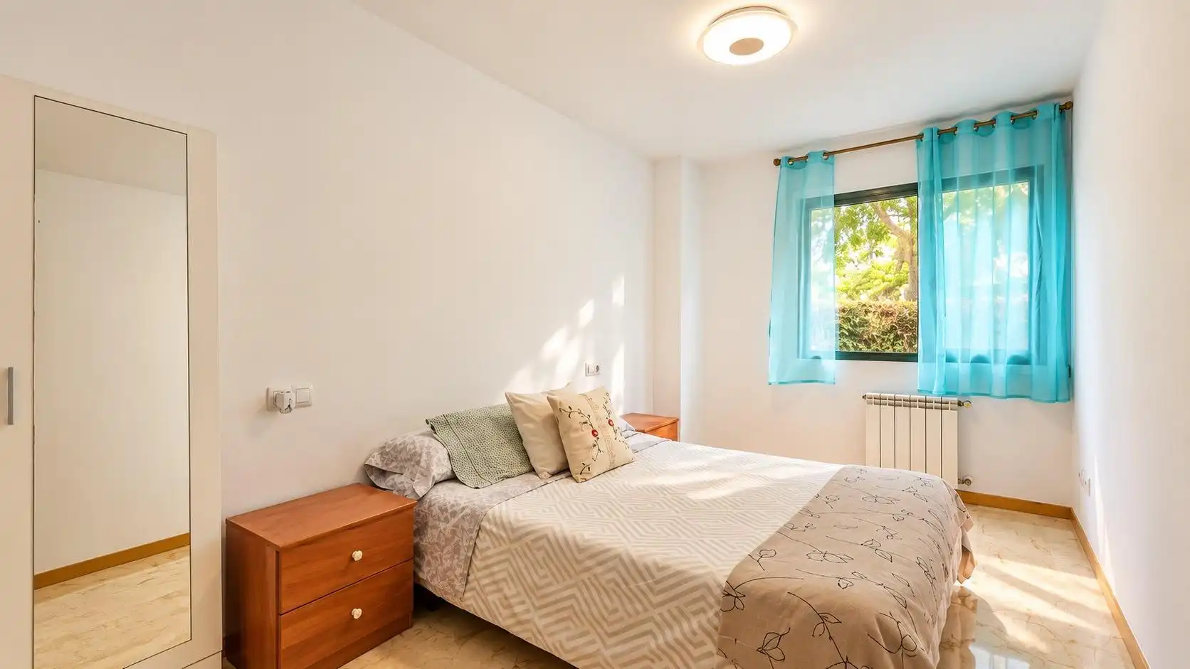 Bajo con piscina en venta en Ponent, imagen 5