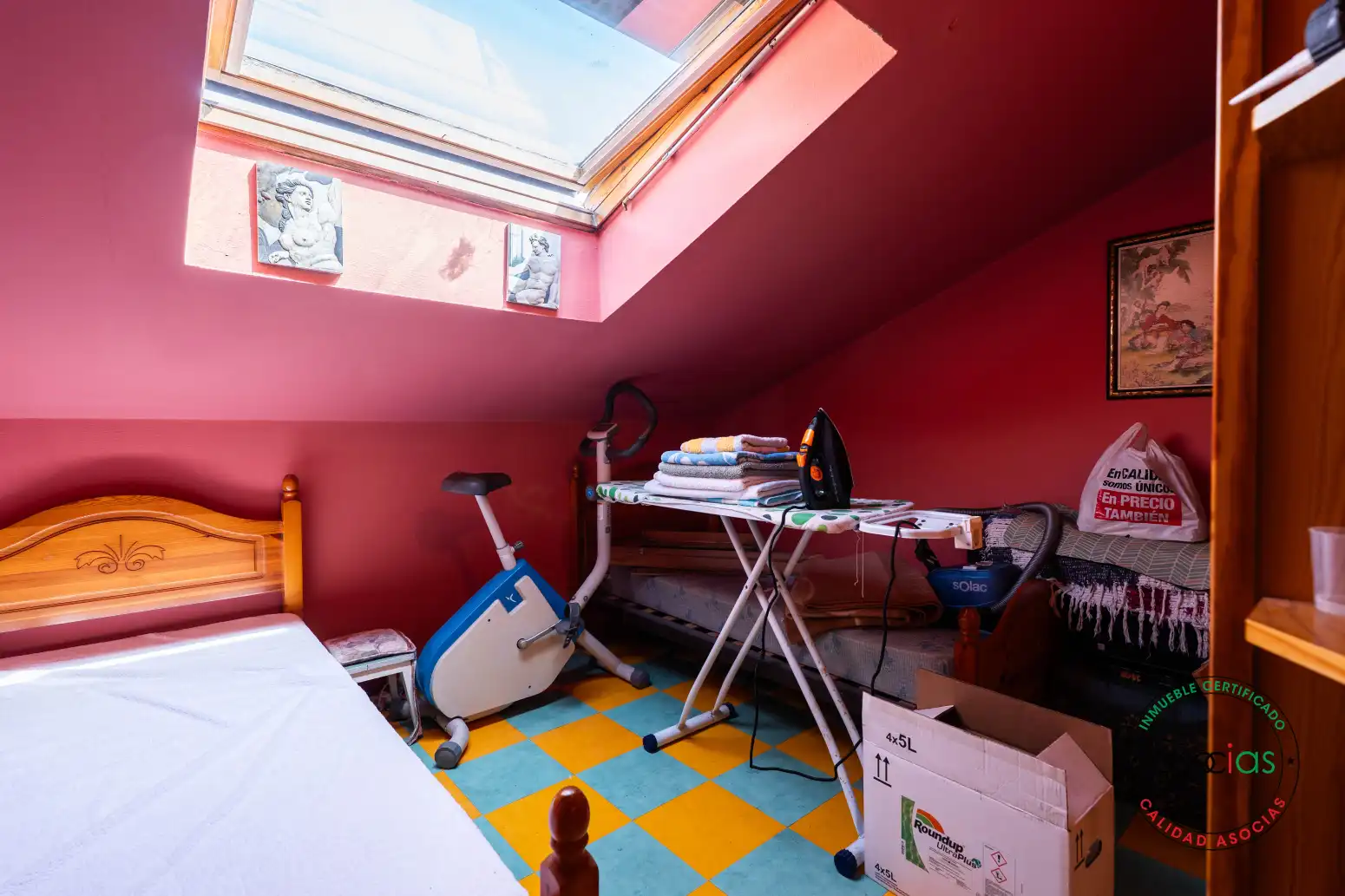 Schlafzimmer von Dachboden zum Verkauf in Gijón  mit Heizung, Parkett und Terrasse