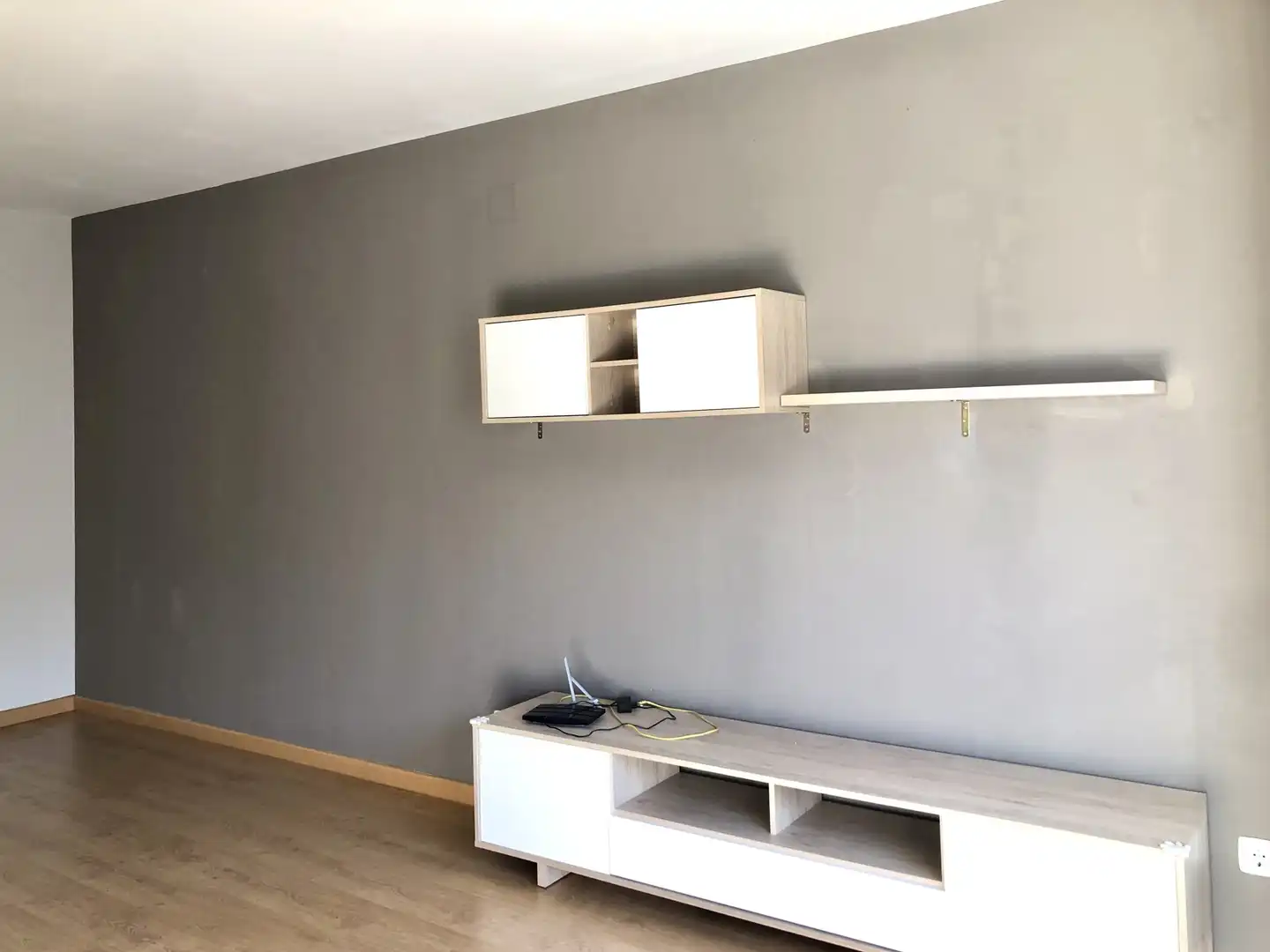 Sala d'estar de Pis de lloguer en Getafe amb Calefacció, Terrassa i Moblat