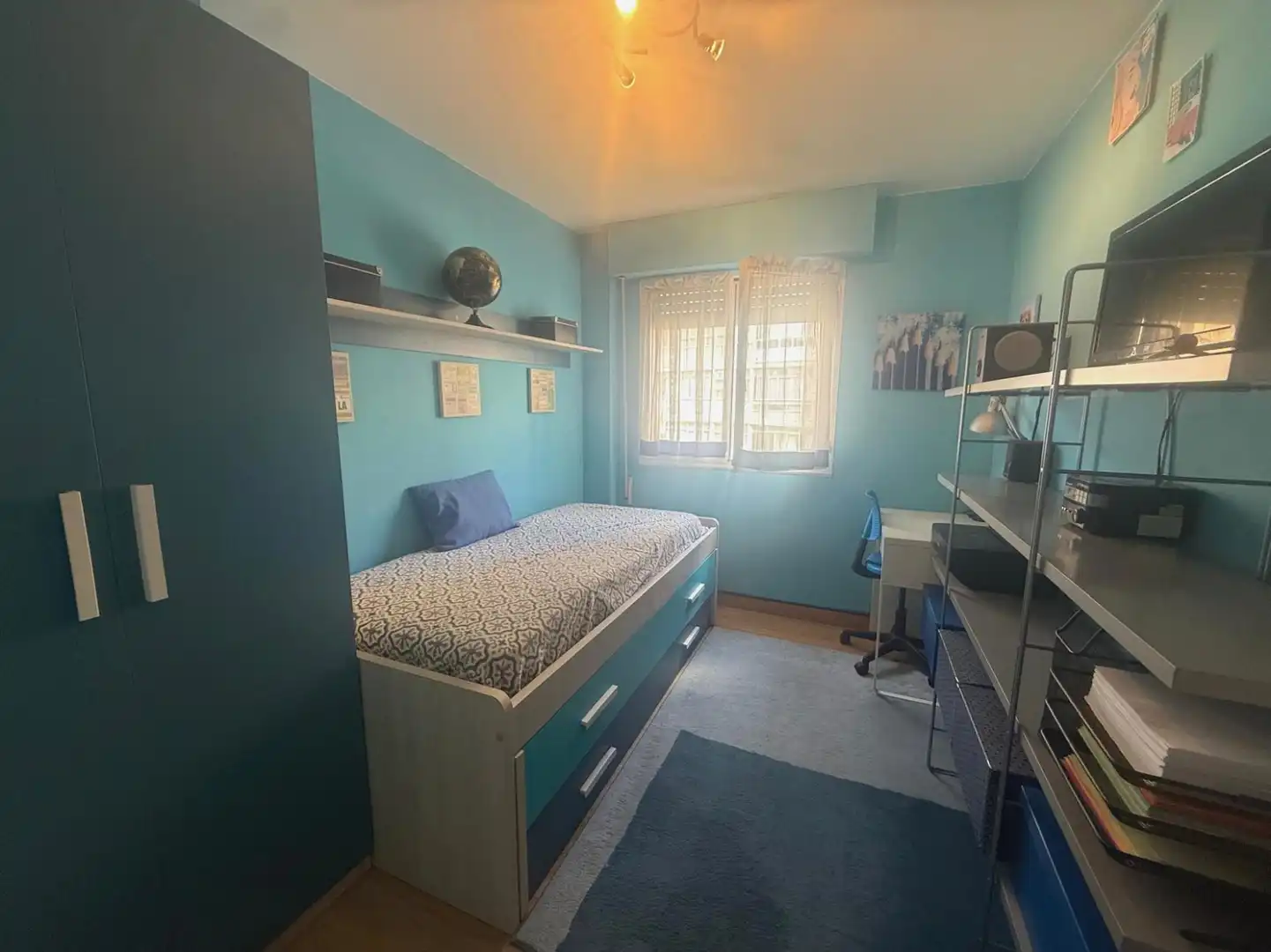 Bedroom of Flat for sale in Avilés  with Furnished