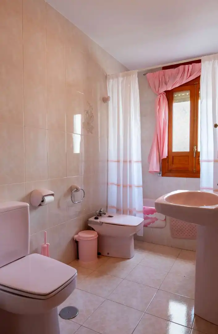 Baño de Finca rústica en venta en Molvízar con Terraza y Amueblado