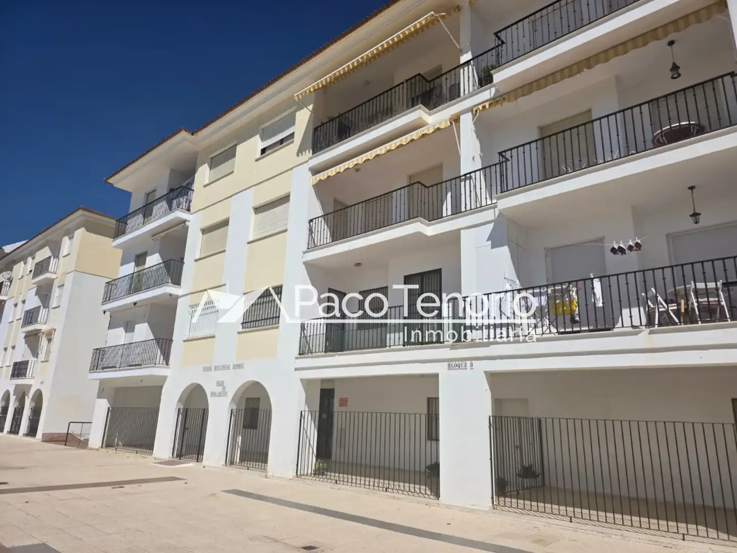 Apartament amb terrassa en venda a Calle Juan Antonio de la Bella 18Y, imagen 2