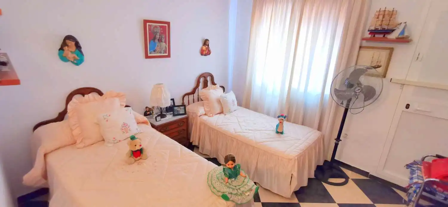 Dormitori de Casa o xalet en venda en Canillas de Aceituno amb Jardí privat, Terrassa i Traster