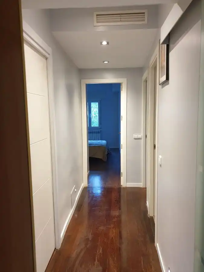 Flat for rent in Madrid  with Air Conditioner and Heating