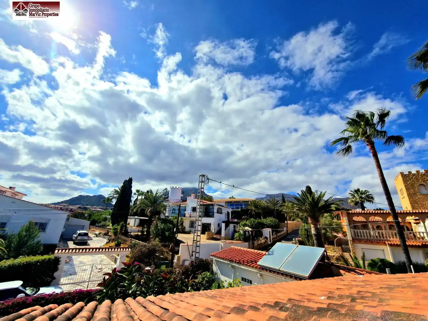 Vista exterior de Casa o chalet en venta en La Nucia con Aire acondicionado, Calefacción y Jardín privado