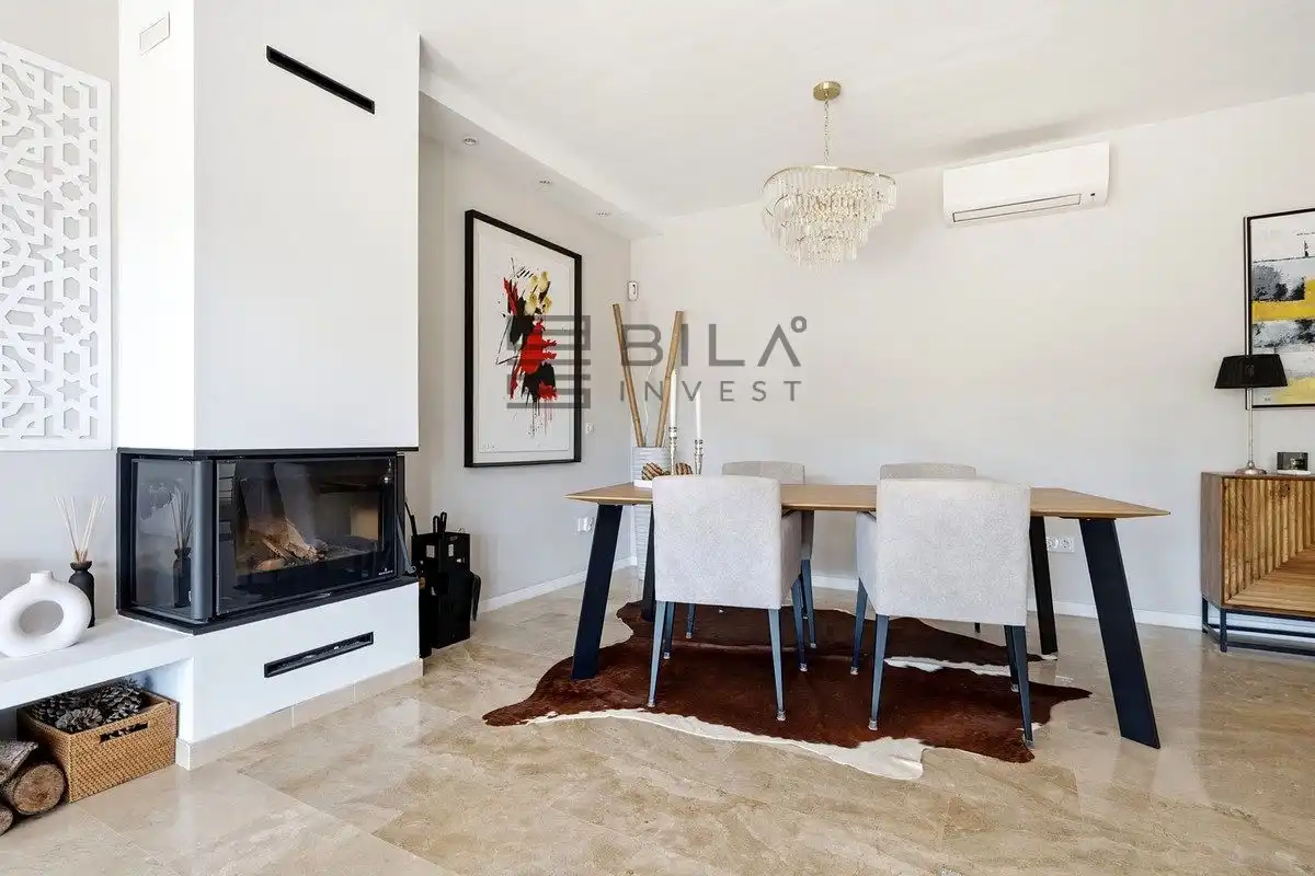 Detached house with pool for sale in Cerros del Aguila, imagen 14