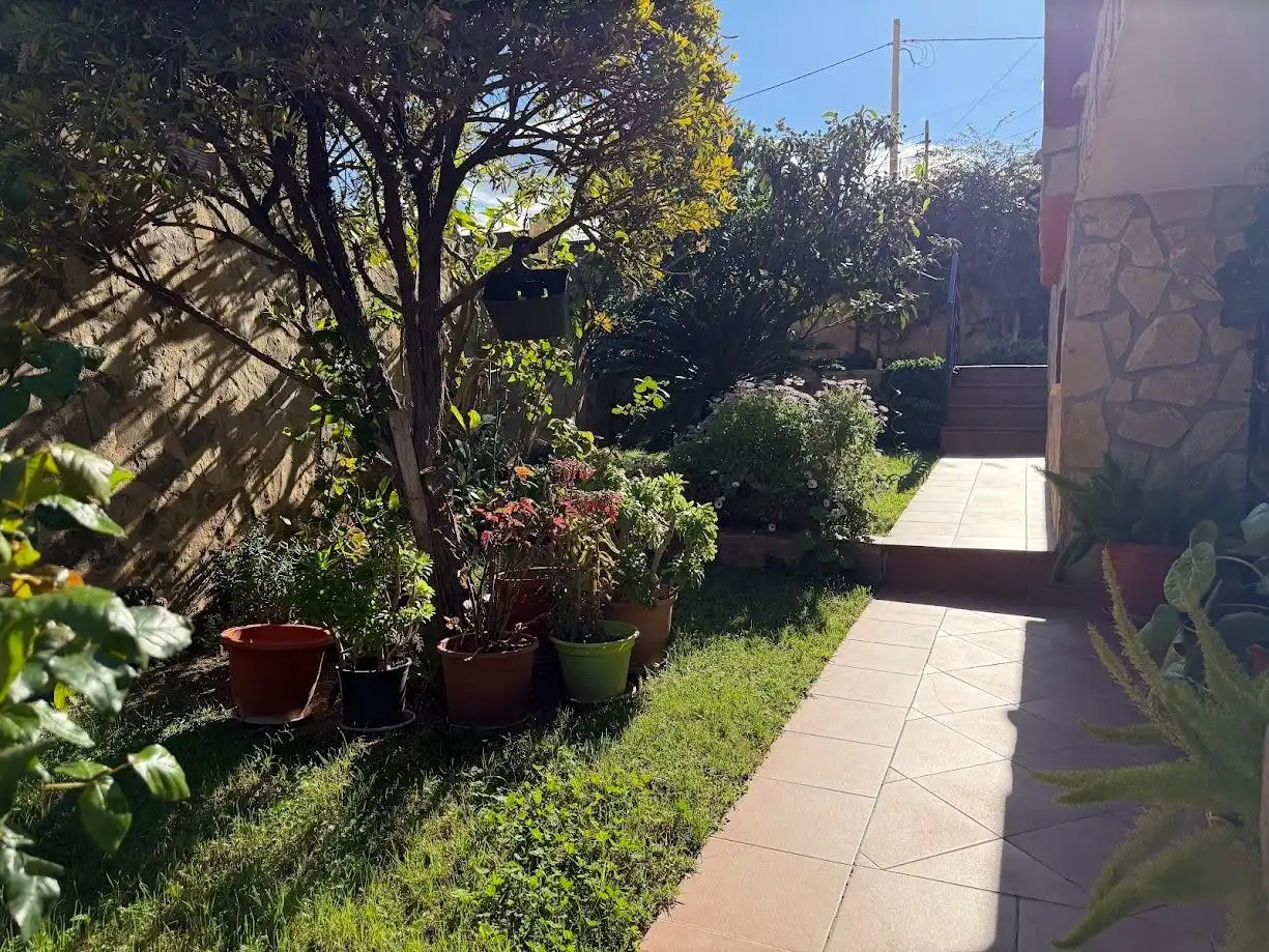 Jardí de Casa o xalet en venda en Chiva amb Aire condicionat, Calefacció i Jardí privat