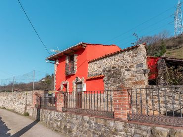 Casa en venda a Lugar CORNEYANA 9