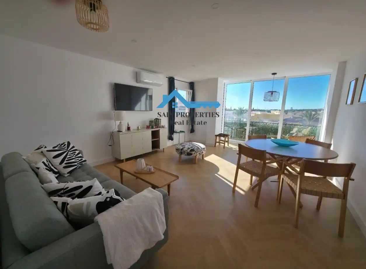Piso con ascensor en venta en Pueblo - Urbanizaciones