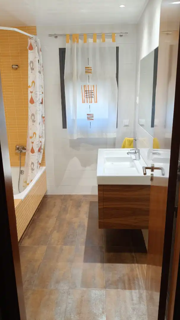 Baño de Casa o chalet en venta en Calafell con Calefacción, Terraza y Trastero