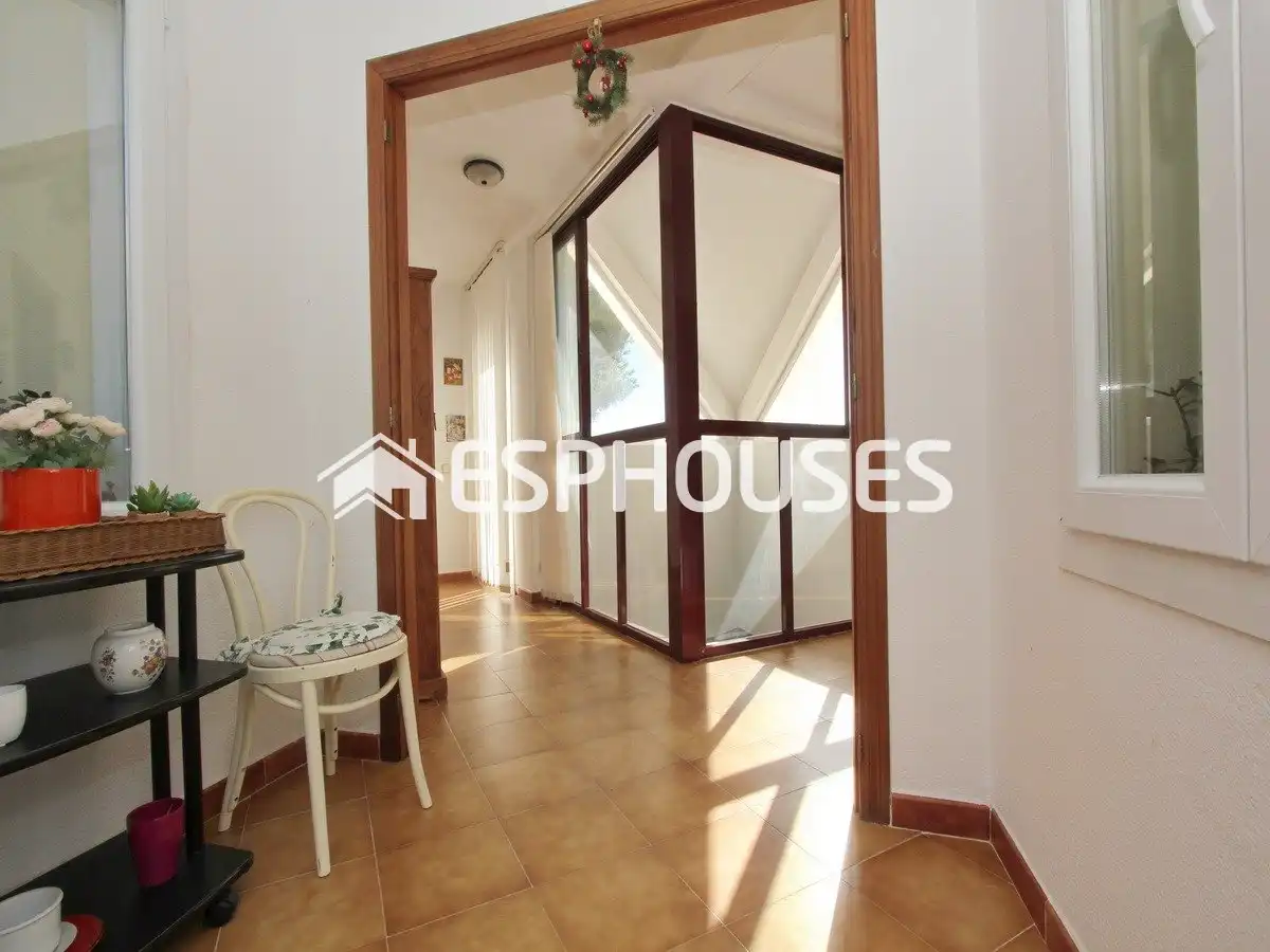 Houses for sale in Altea  with Air Conditioner, Swimming Pool and Furnished