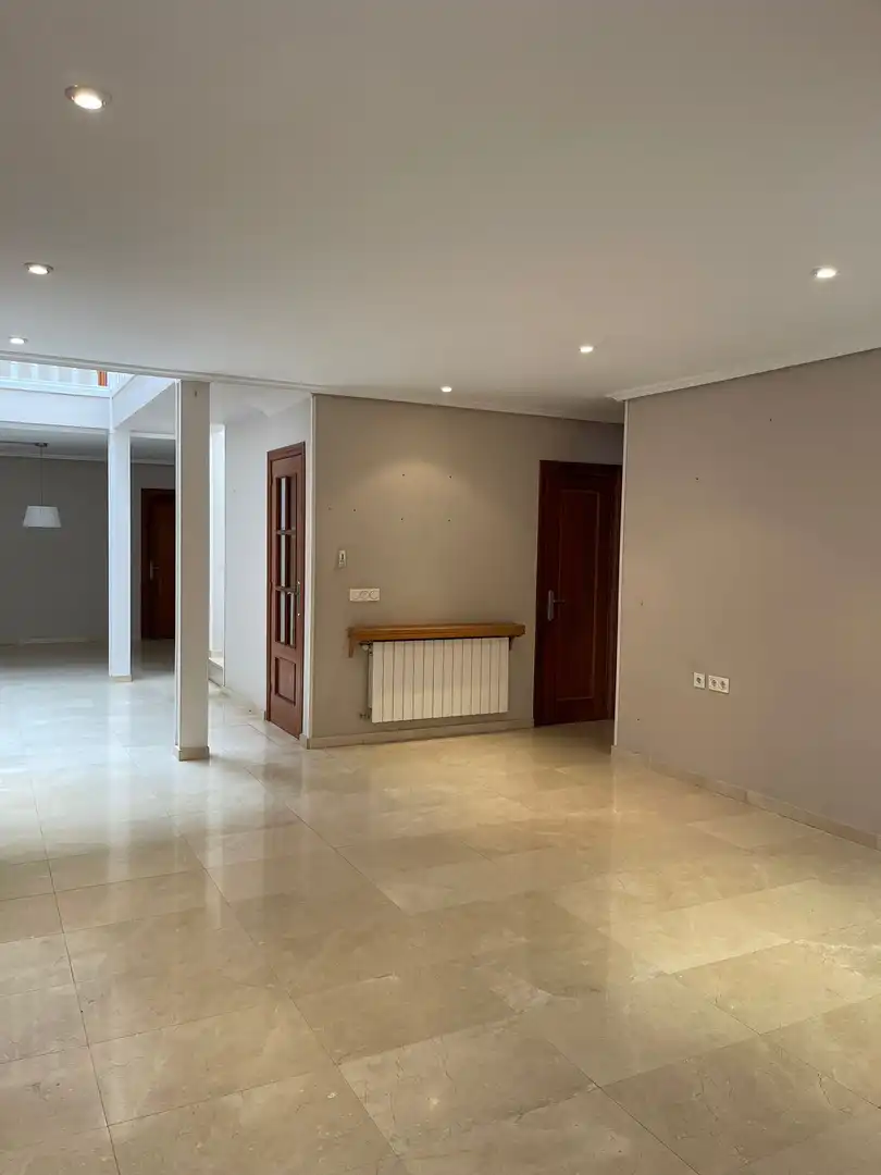 Casa o xalet en venda en Plasencia amb Aire condicionat, Calefacció i Jardí privat
