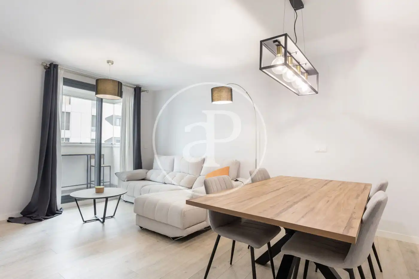 Piso con terraza en venta en Carrer d'Aarón Vidal López, imagen 3