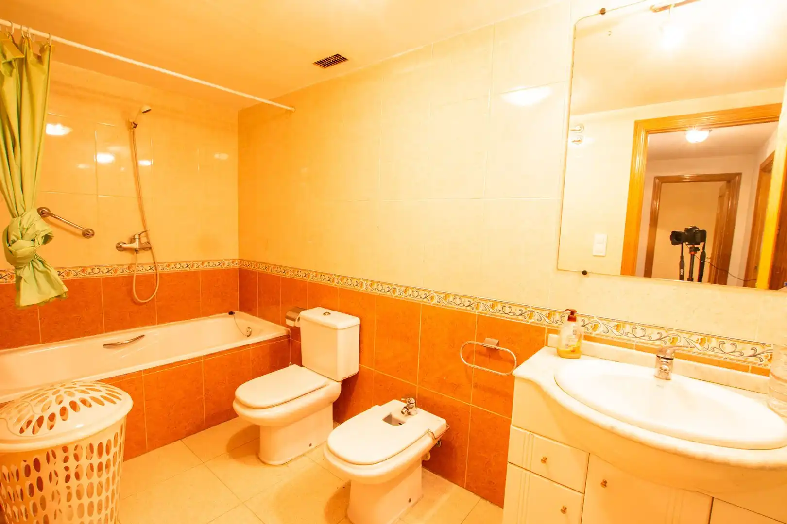 Badezimmer von Wohnung zum Verkauf in Caspe mit Heizung