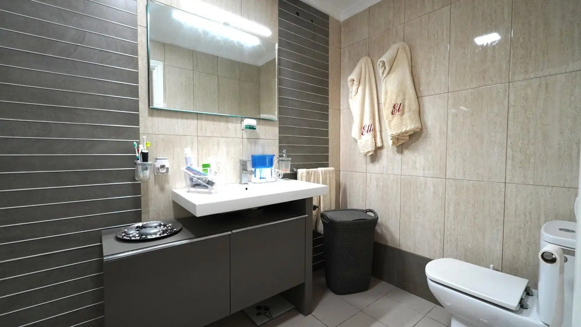 Badezimmer von Einfamilien-Reihenhaus zum Verkauf in Agüimes mit Terrasse