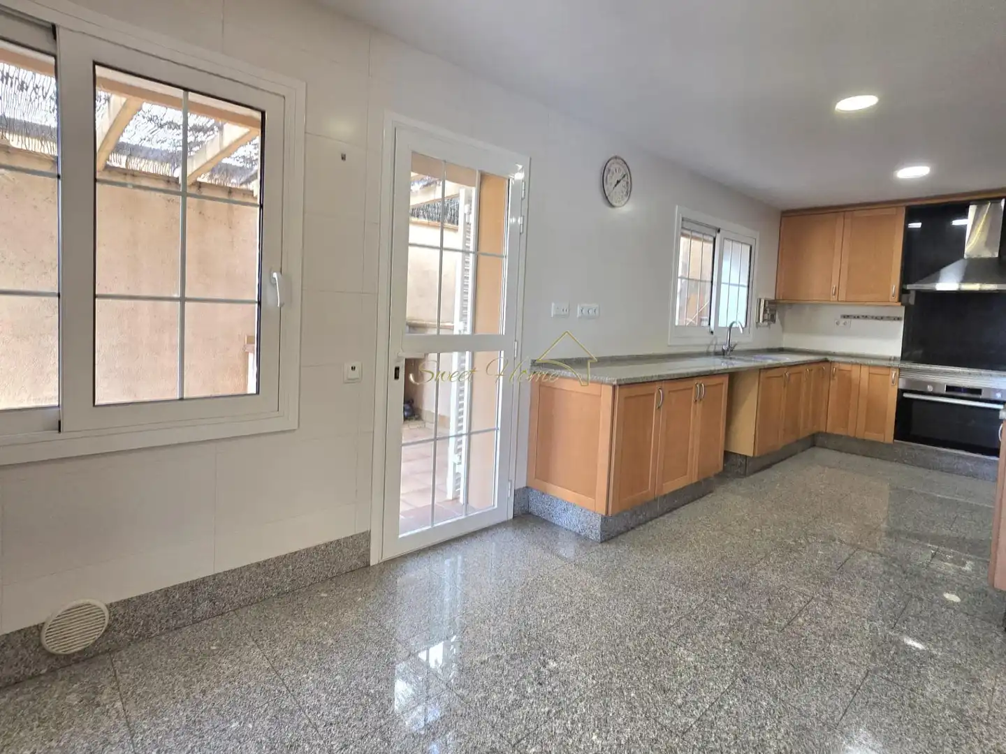 Cocina de Casa o chalet en venta en Vilassar de Dalt con Aire acondicionado, Calefacción y Jardín privado