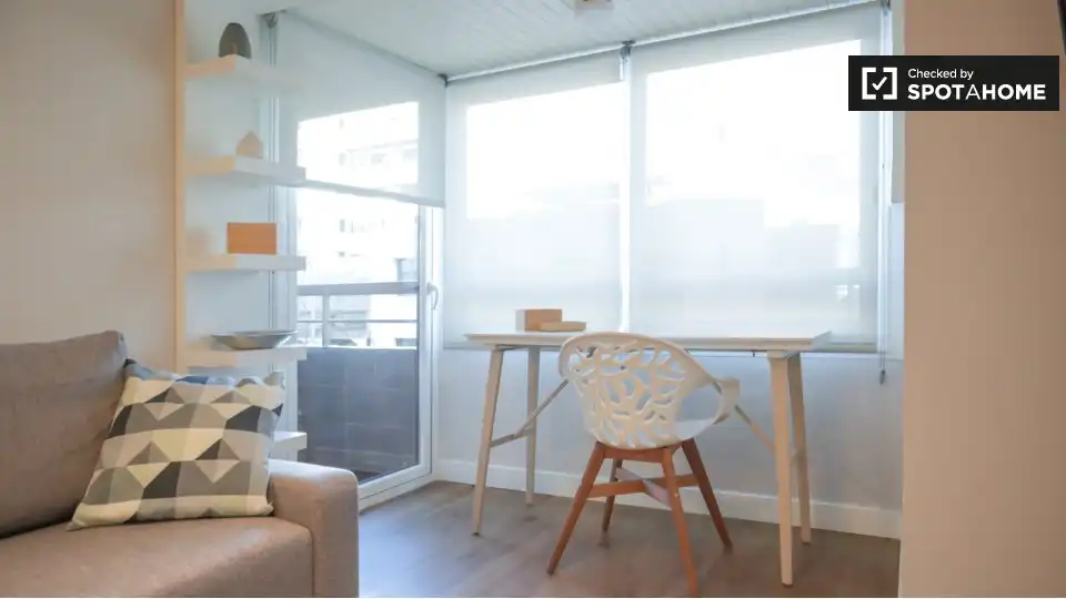 Appartamento con terrazza in affitto a Chamartín, imagen 7