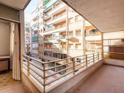 Exterior view of Flat for sale in  Granada Capital  with Terrace and Balcony