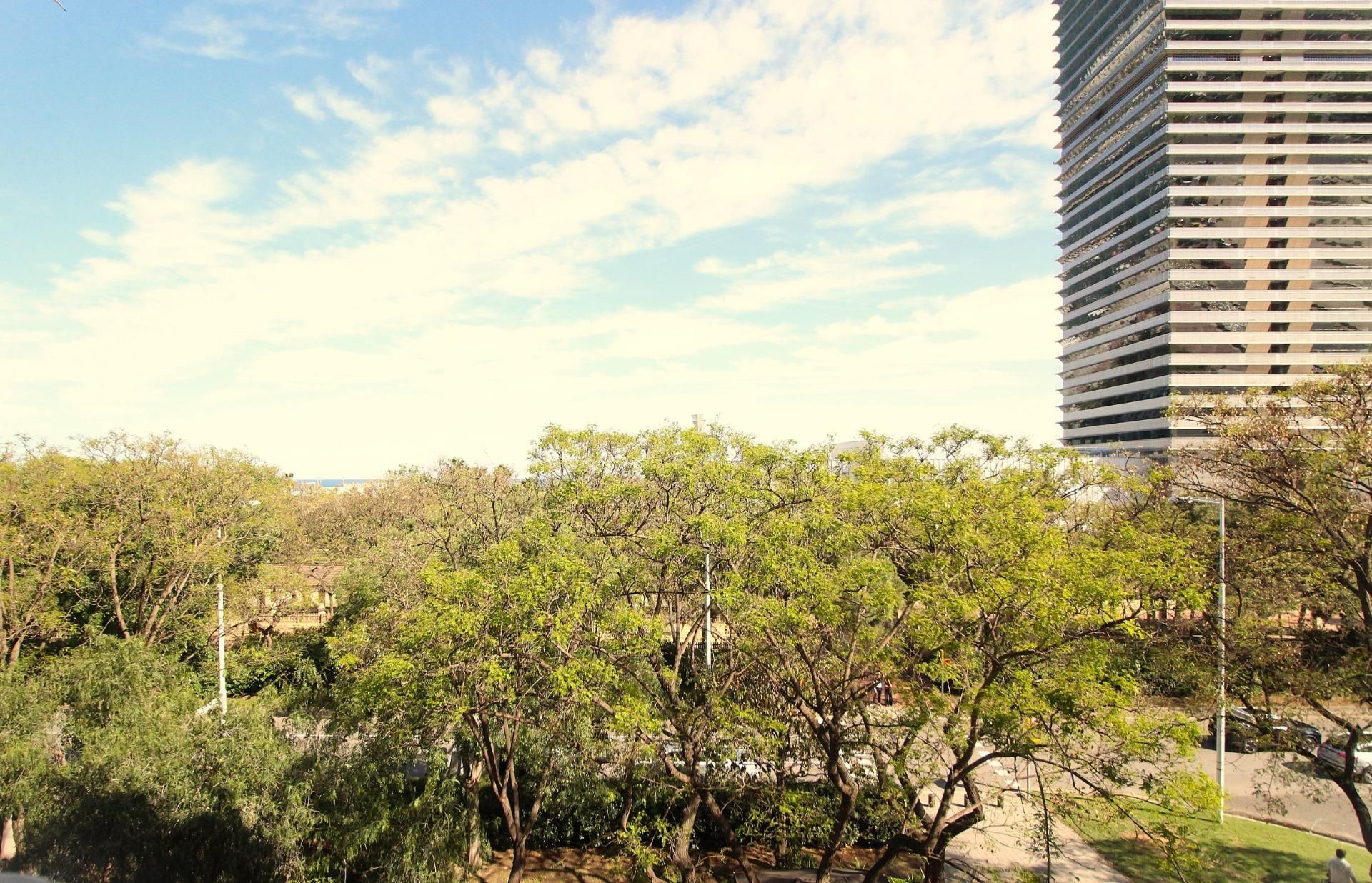 Exterior view of Flat to rent in  Barcelona Capital  with Parquet flooring