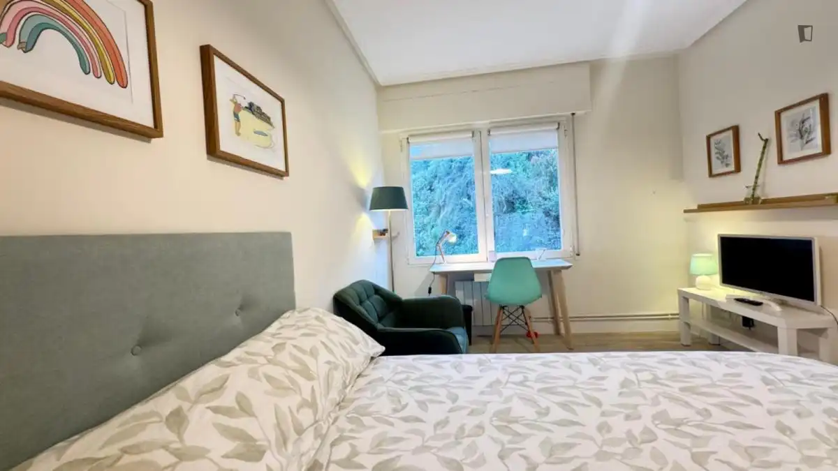 Habitación de Apartamento para compartir en Bilbao  con Amueblado, Horno y Lavadora