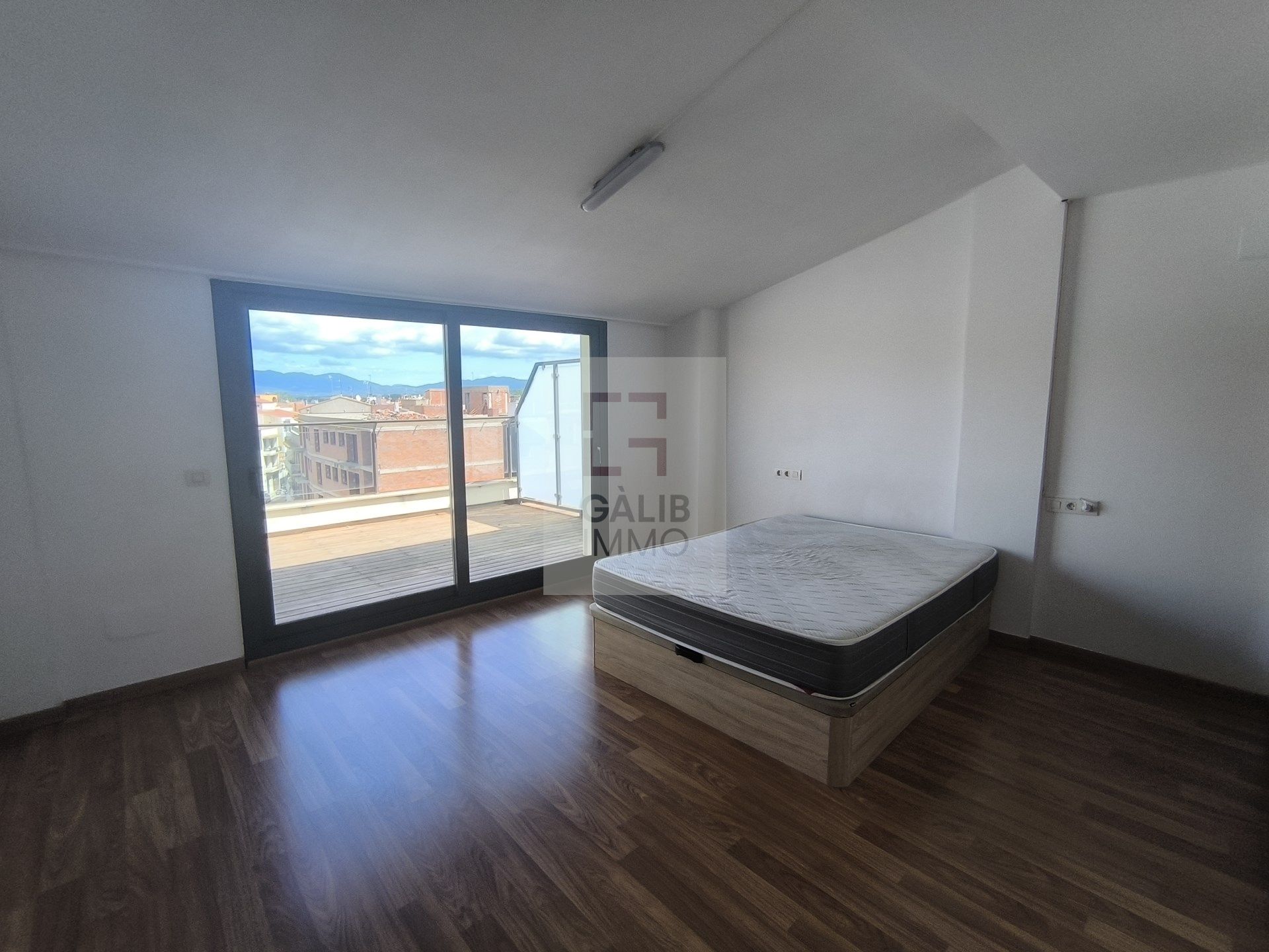 Bedroom of Duplex for sale in Figueres  with Air Conditioner, Heating and Terrace