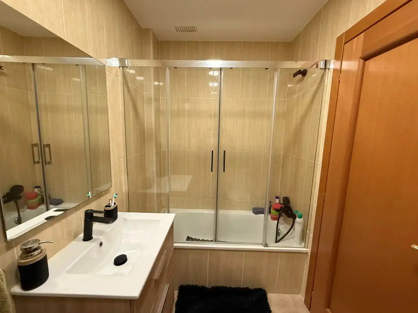 Baño de Piso en venta en Manilva