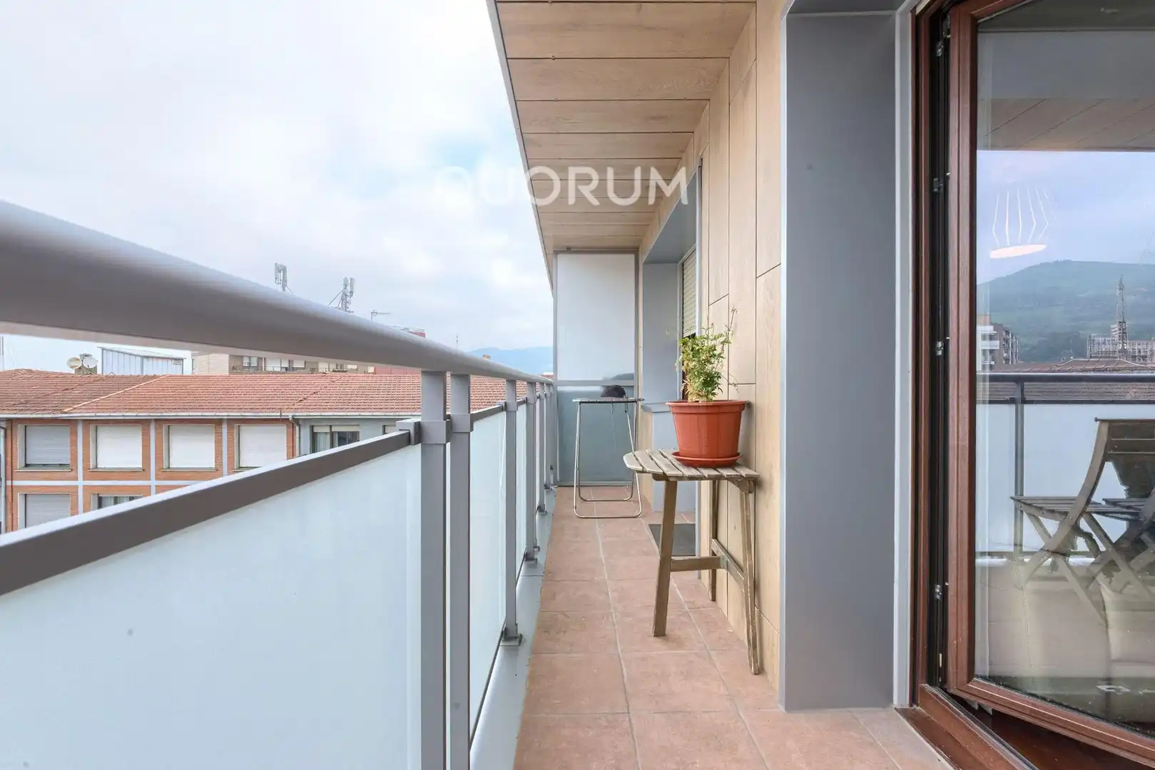 Terraza de Piso en venta en Basauri  con Calefacción, Terraza y Balcón