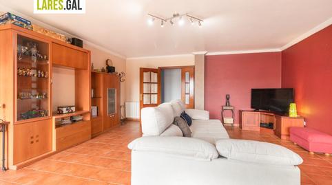 Foto 3 de Casa adosada en venda a Dos Herois de 1617, Darbo, Pontevedra