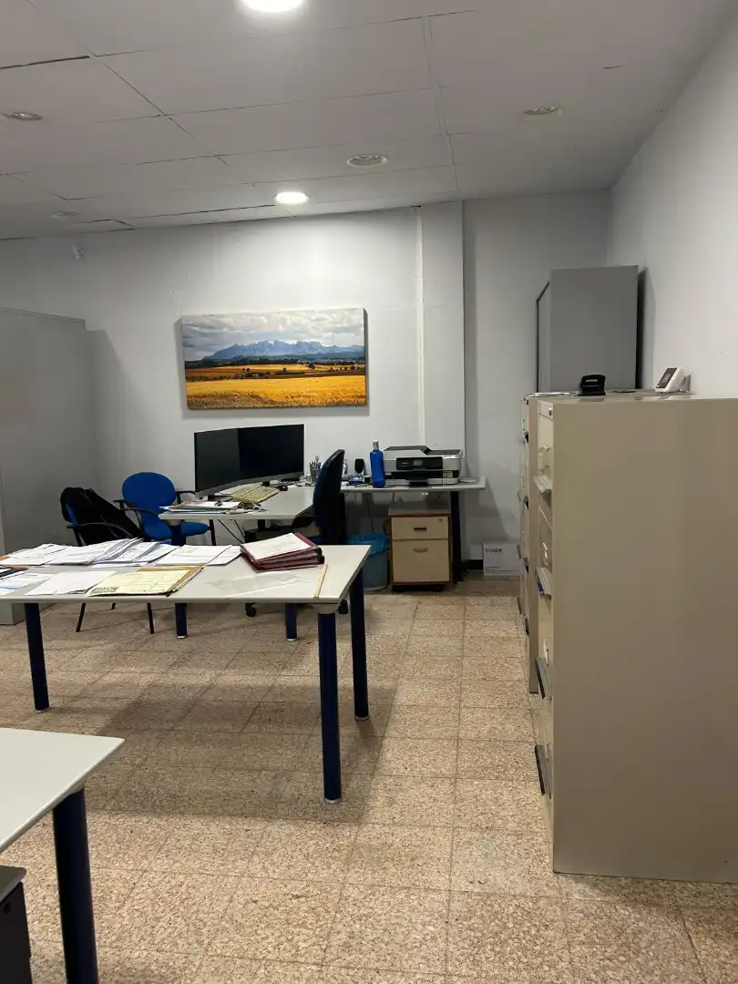 Locale commerciale in cessione a Passeig Maragall, imagen 2