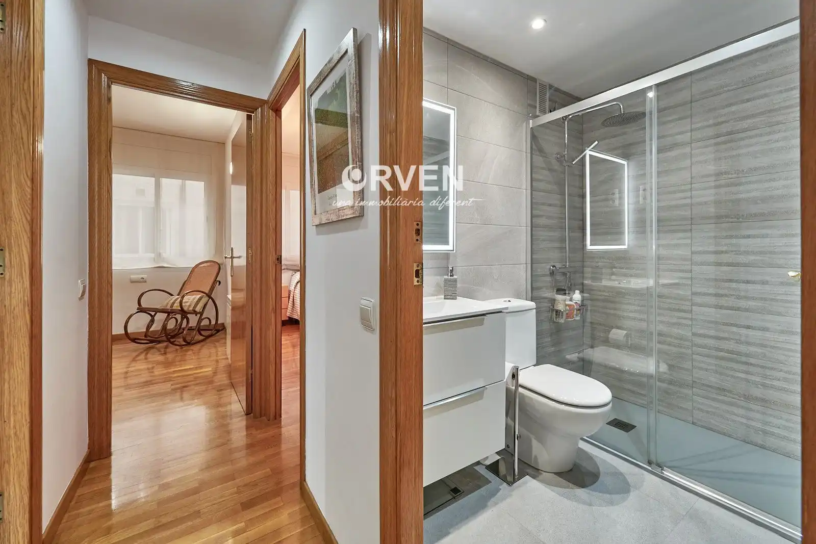 Badezimmer von Wohnung zum Verkauf in L'Hospitalet de Llobregat mit Klimaanlage, Heizung und Terrasse