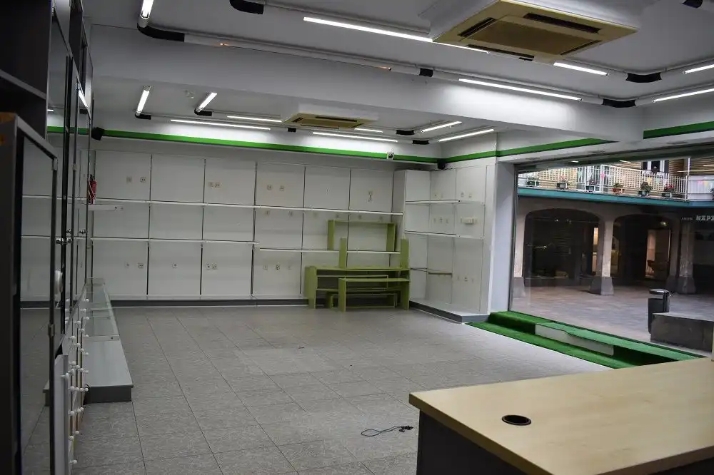 Local comercial en alquiler en N/A, imagen 11