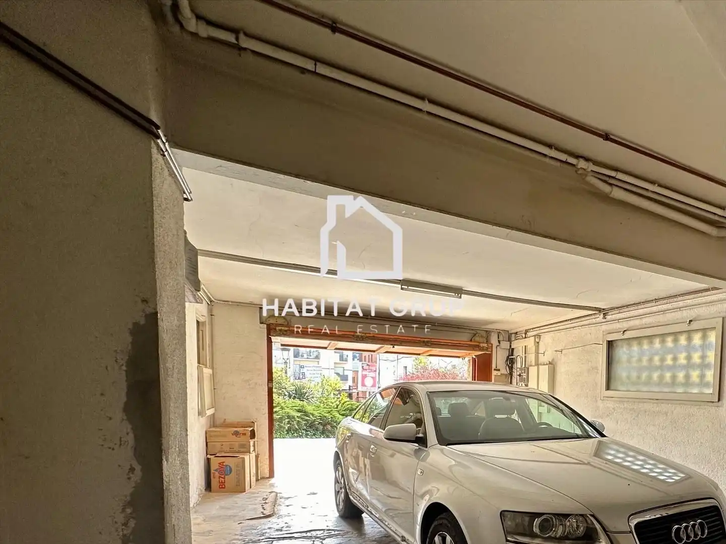 Aparcament de Casa o xalet en venda en Santa Coloma de Farners amb Aire condicionat, Calefacció i Jardí privat