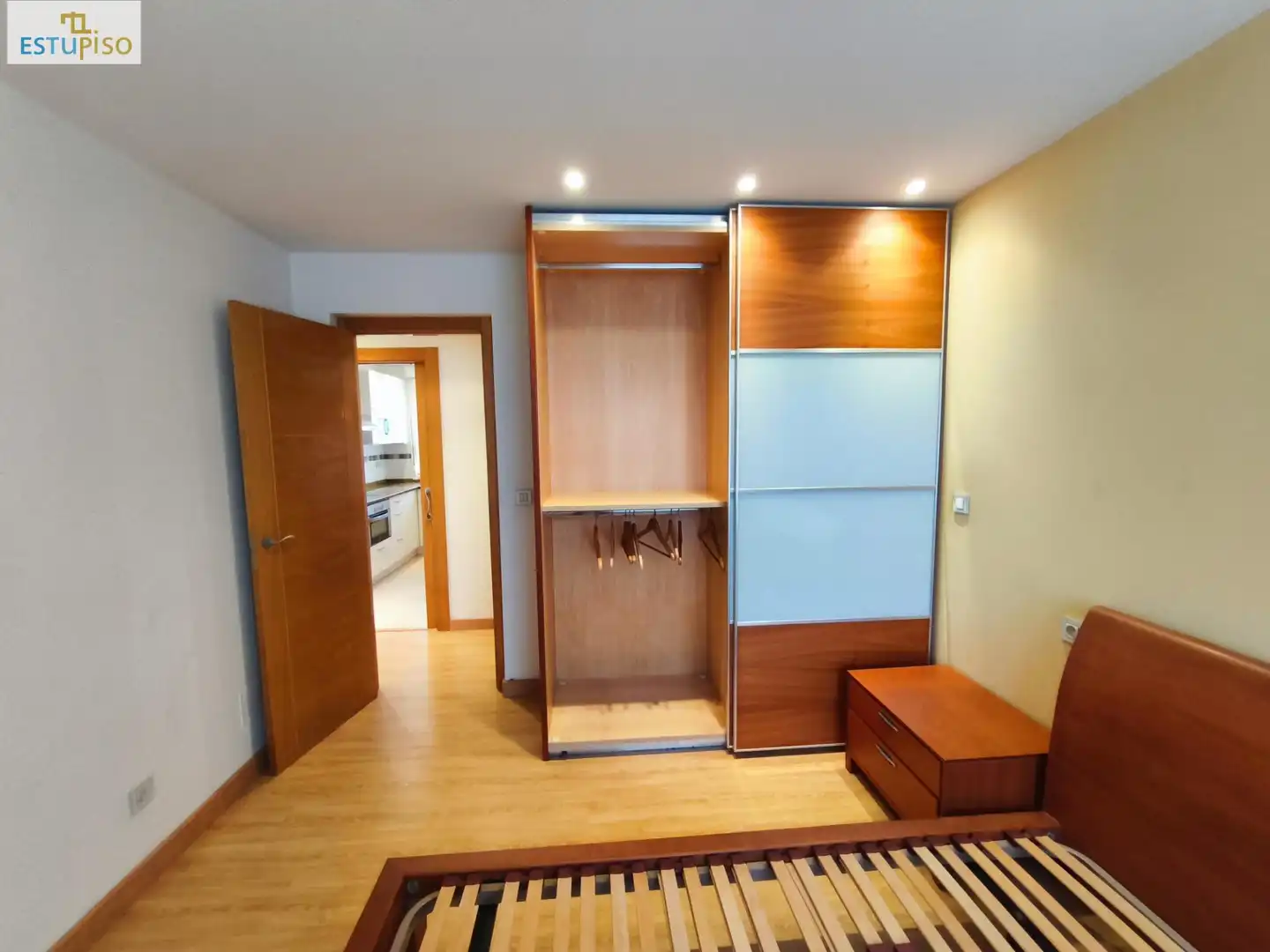 Piso en venta en Calle CEFERINO URIEN, Ali Gobeo