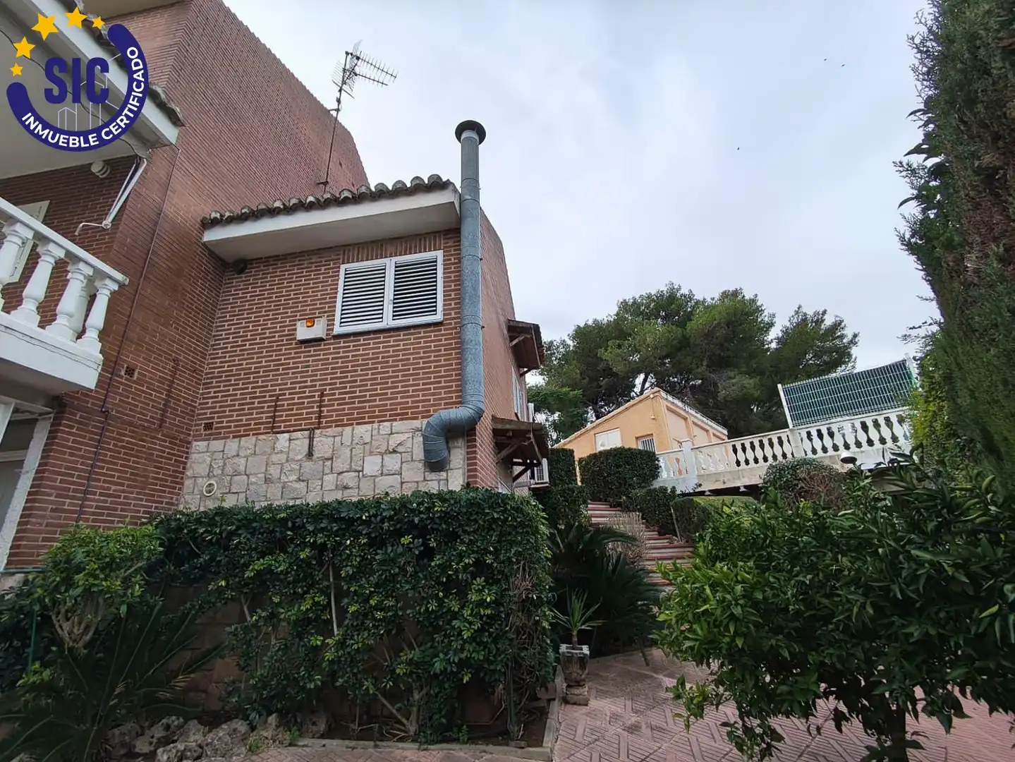 Vista exterior de Casa o chalet en venta en Torrent con Aire acondicionado, Calefacción y Jardín privado