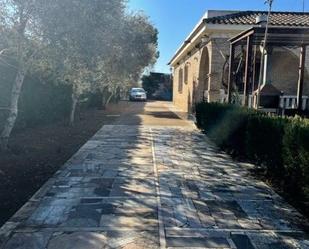 Exterior view of House or chalet for sale in Alcalá de Guadaira  with Air Conditioner, Heating and Private garden