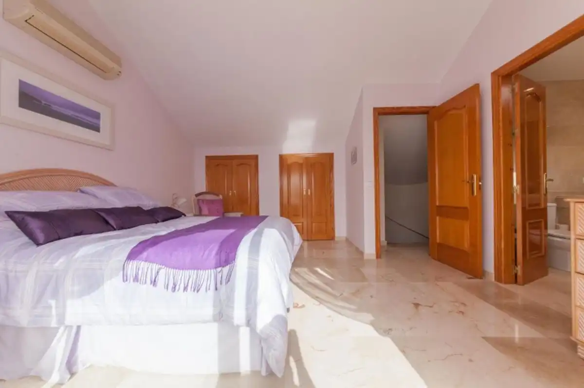 Casa adosada en venta en Casco Antiguo