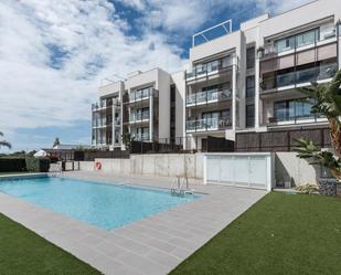 Swimming pool of Flat for sale in Vilanova i la Geltrú  with Air Conditioner, Heating and Terrace