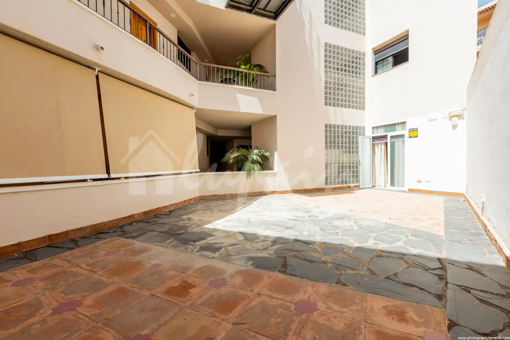 Außenansicht von Wohnung zum Verkauf in Adeje mit Heizung