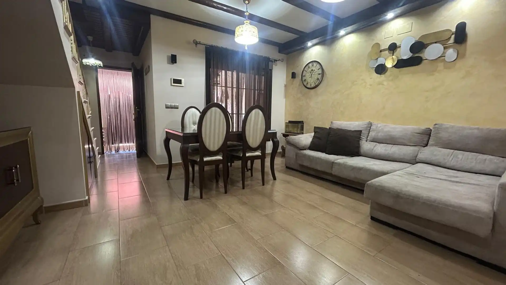 Sala de estar de Casa o chalet en venta en Los Palacios y Villafranca con Trastero