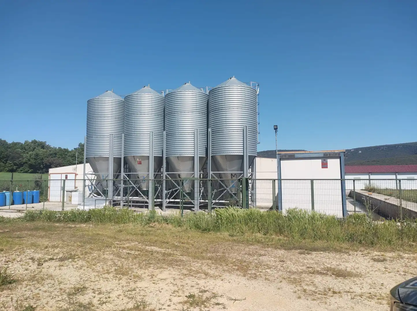 Exterior view of Industrial buildings for sale in Zúñiga