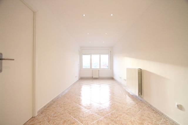 Piso en Venta en Nucli Urbà