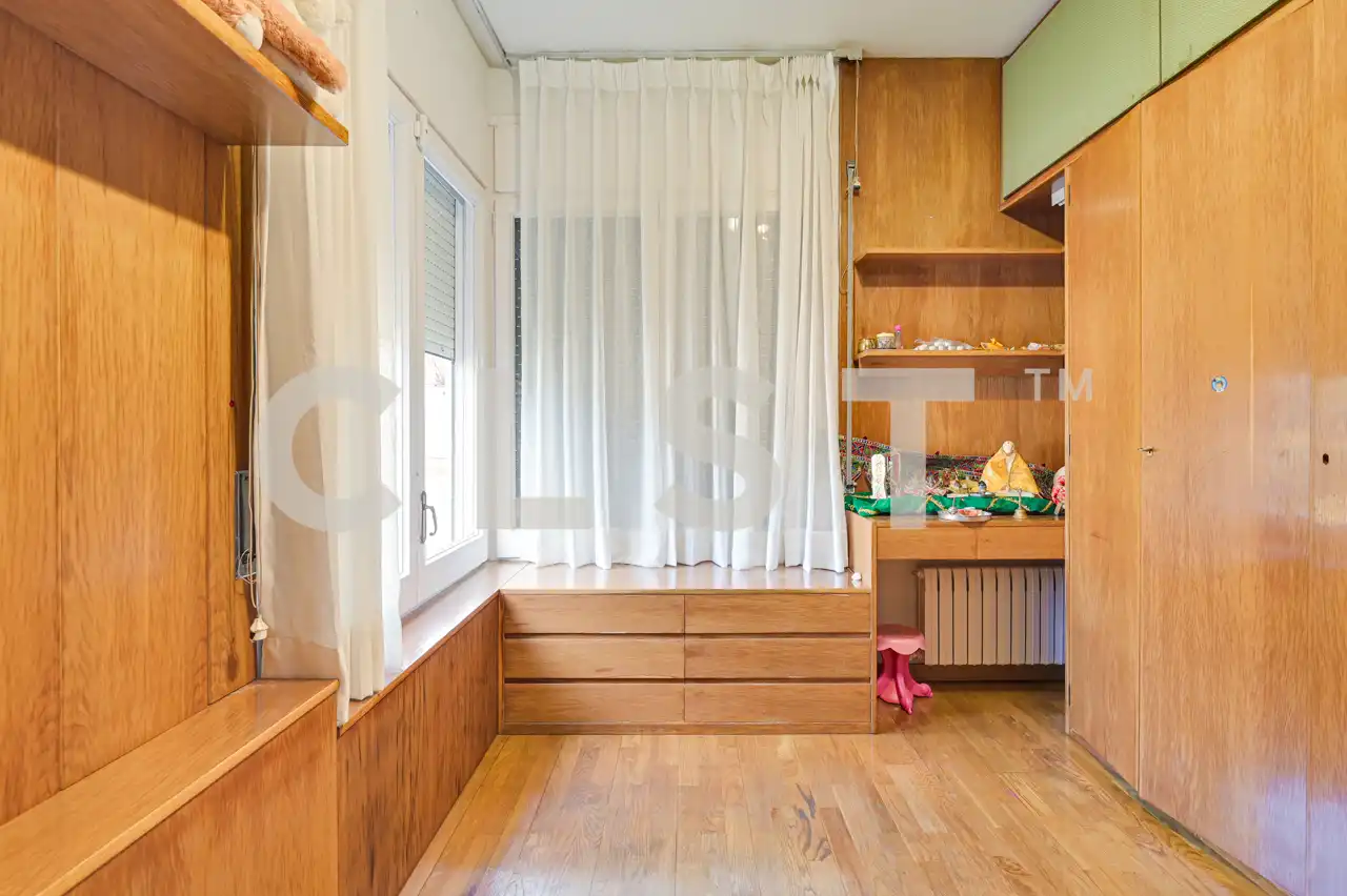 Dormitori de Casa o xalet en venda en Sant Just Desvern amb Aire condicionat, Calefacció i Jardí privat
