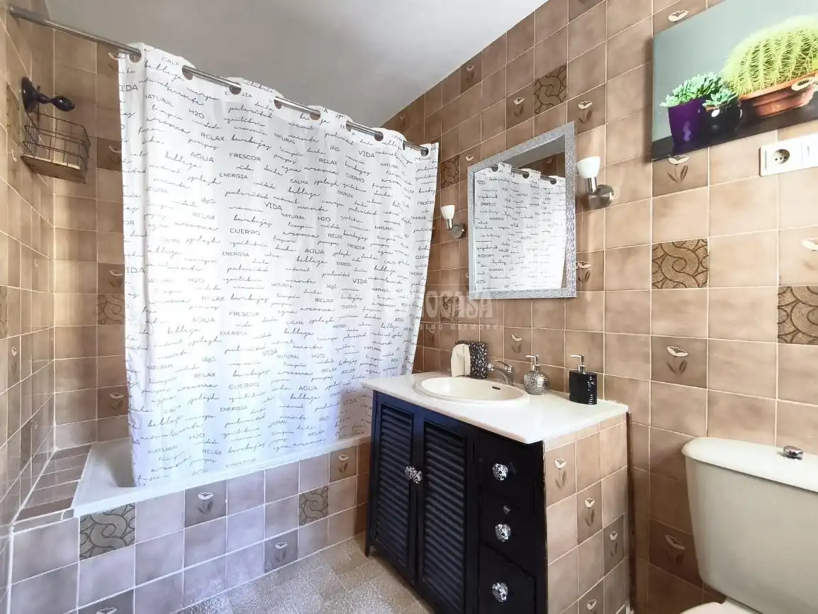 Baño de Piso en venta en Fuengirola con Balcón