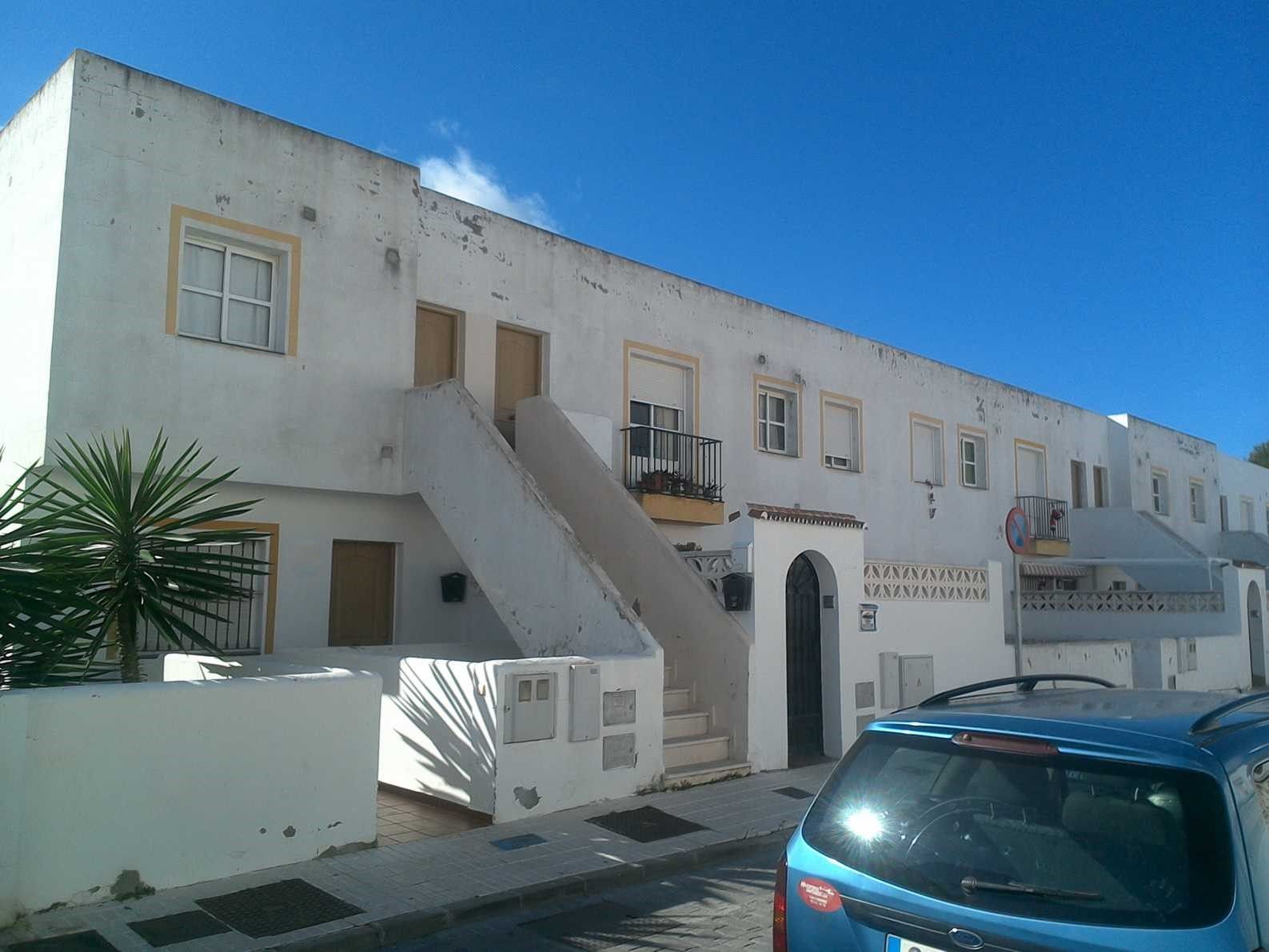 Exterior view of Single-family semi-detached for sale in Manilva